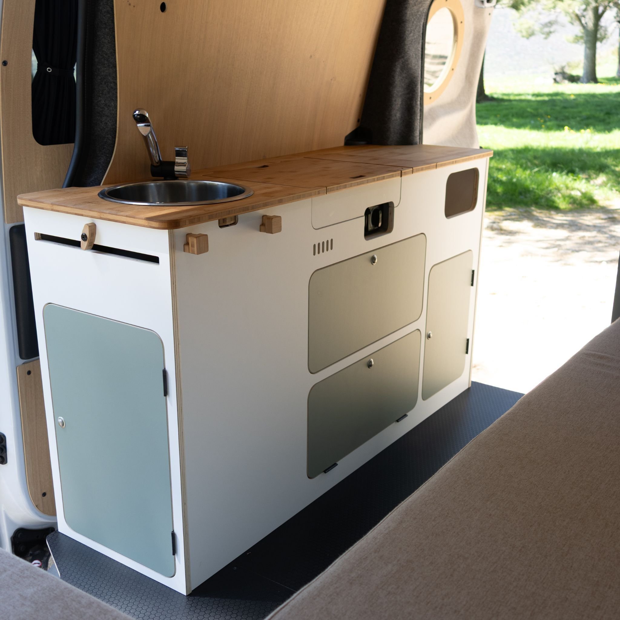 Equo meuble droit vue interieure